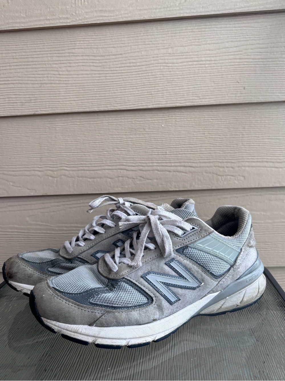New Balance 990v5 Men's Gray Athletic Running Sneakers